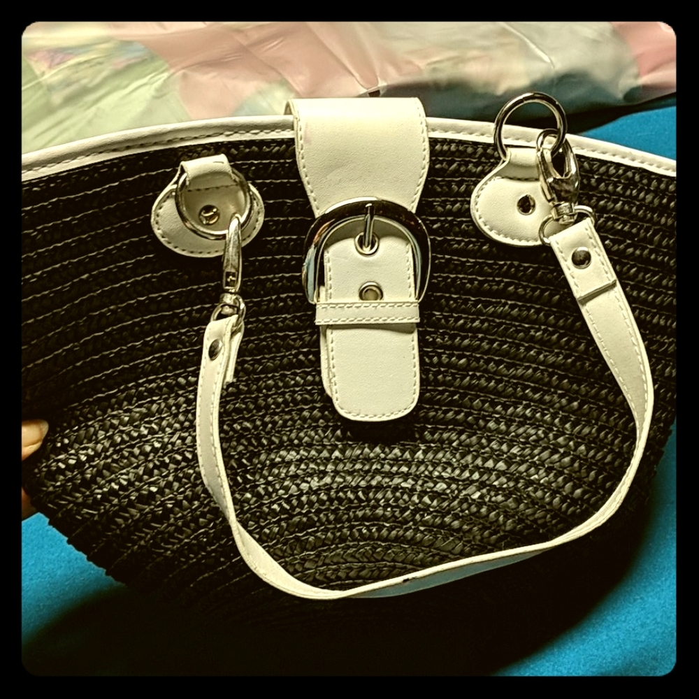 Straw handbag